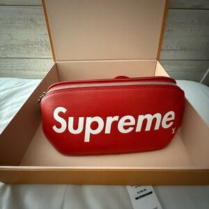 Louis Vuitton x Supreme Bumbag